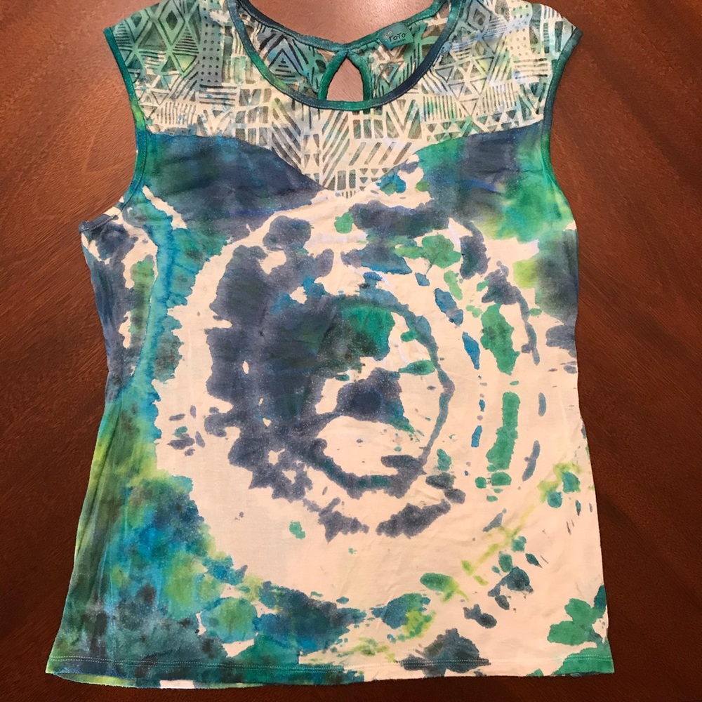 Toto collection short sleeve tie dye lace blouse